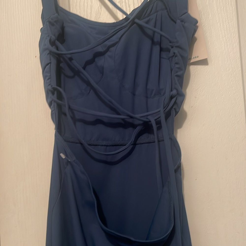 Dress - Picture 4 of 4